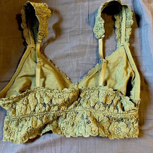 Bralette - Picture 2 of 3